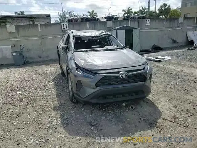 13 Photograph of a damaged car 2T3W1RFV4SC320968 TOYOTA RAV4 2025