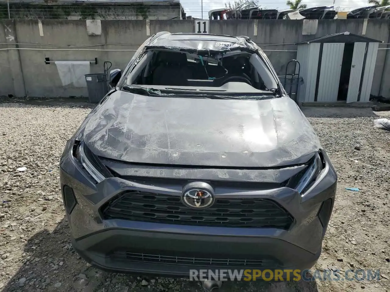 5 Photograph of a damaged car 2T3W1RFV4SC320968 TOYOTA RAV4 2025
