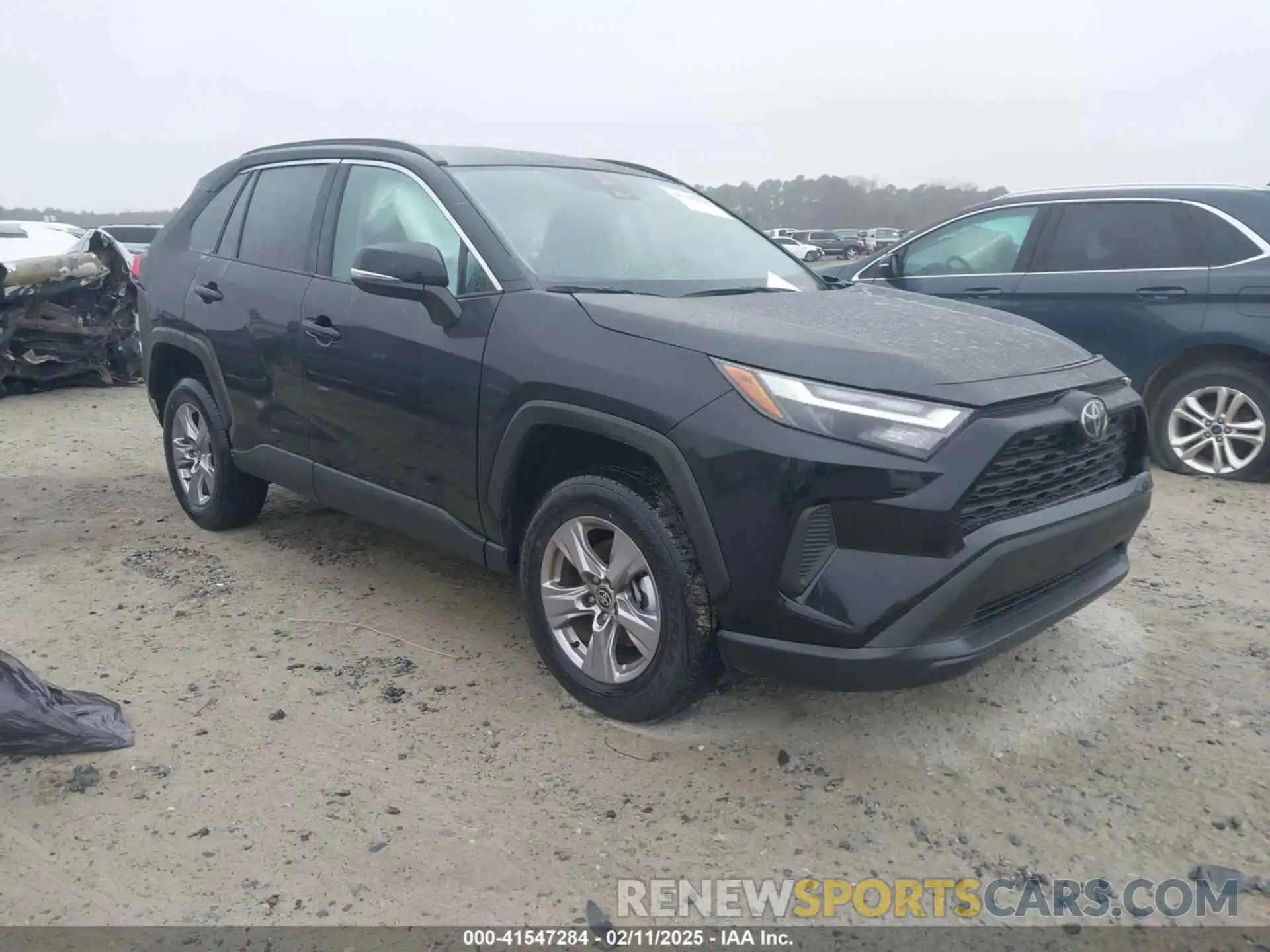 1 Photograph of a damaged car 2T3W1RFV5SC306299 TOYOTA RAV4 2025