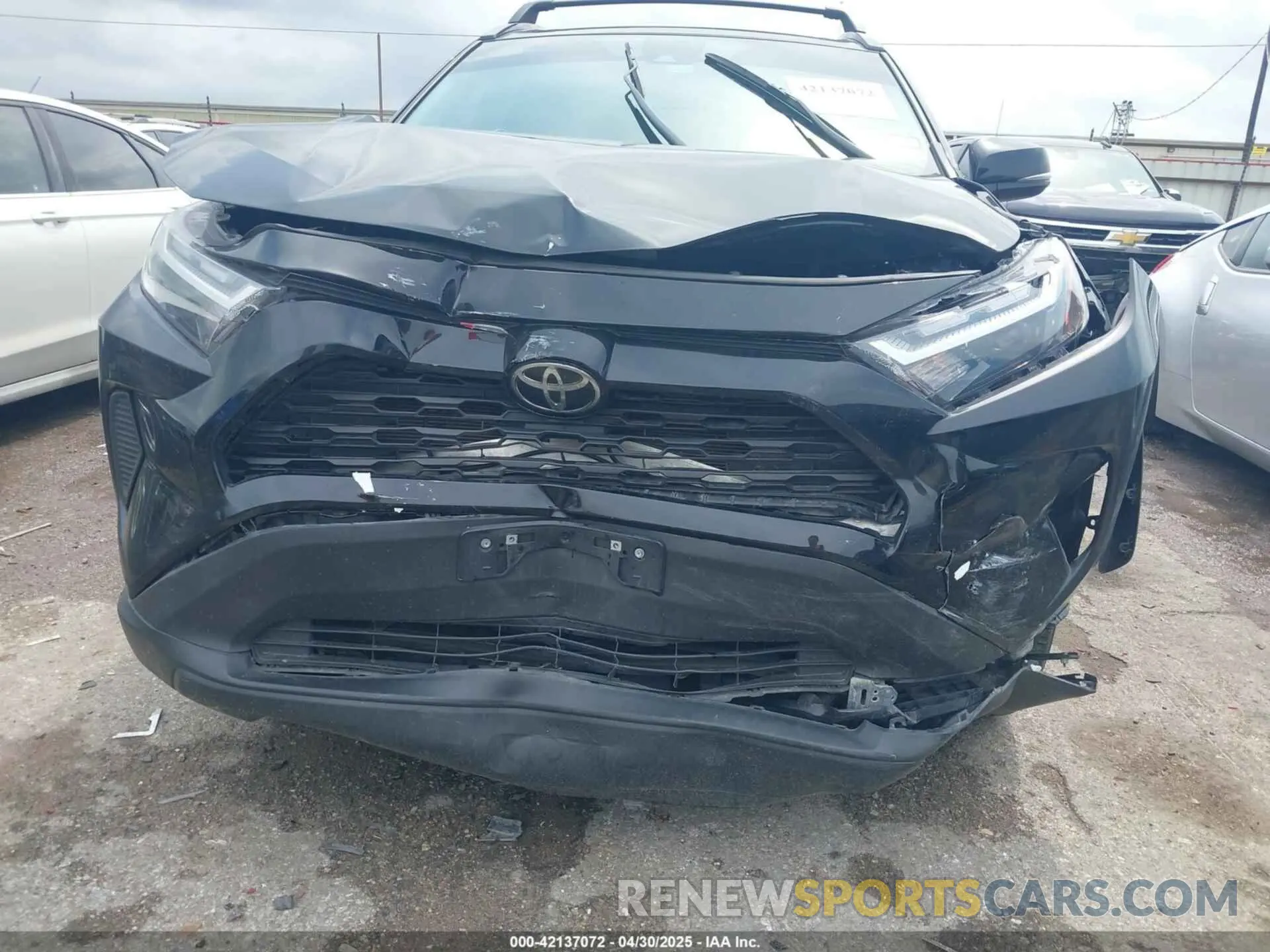 12 Photograph of a damaged car 2T3W1RFV5SC311437 TOYOTA RAV4 2025