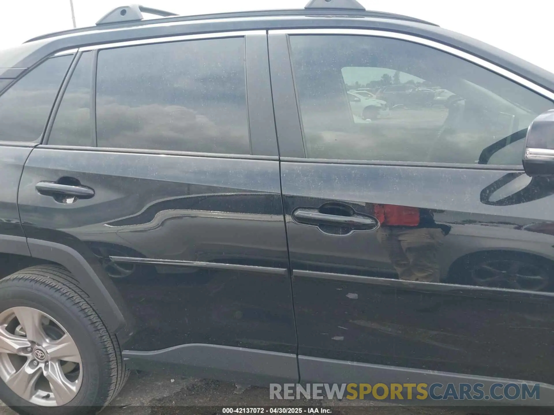 13 Photograph of a damaged car 2T3W1RFV5SC311437 TOYOTA RAV4 2025