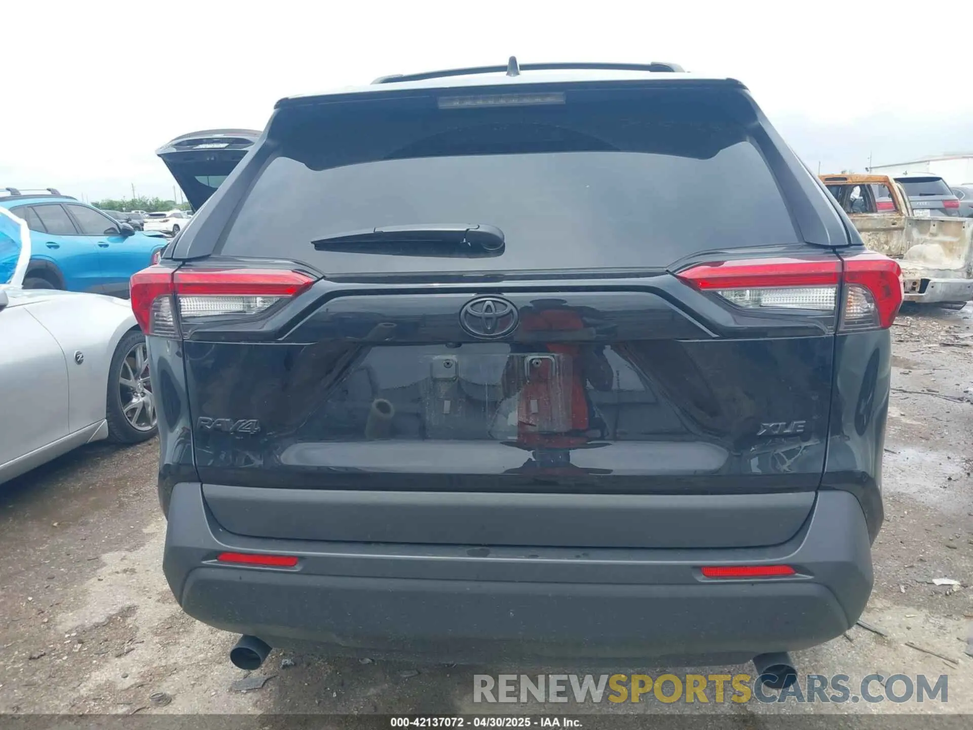 16 Photograph of a damaged car 2T3W1RFV5SC311437 TOYOTA RAV4 2025
