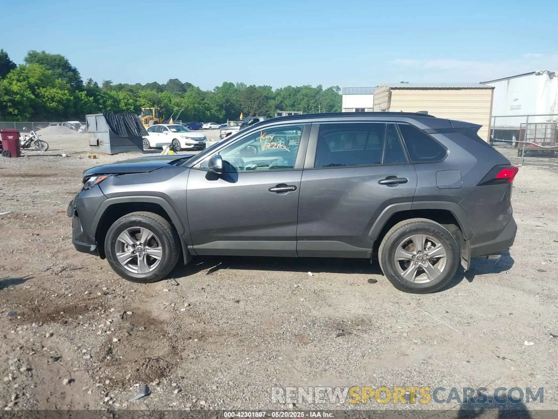 14 Photograph of a damaged car 2T3W1RFV7SC310614 TOYOTA RAV4 2025