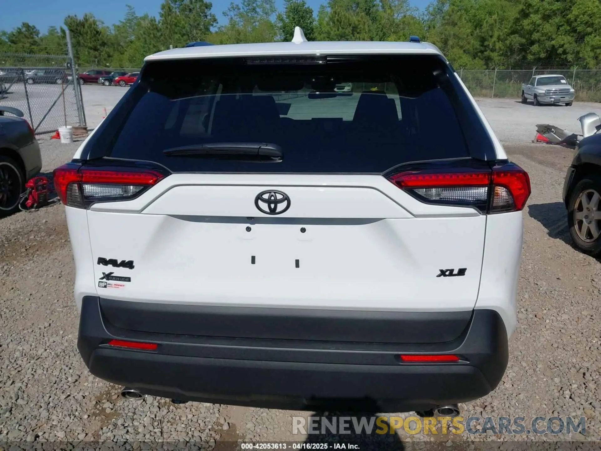 16 Photograph of a damaged car 2T3W1RFV7SC316459 TOYOTA RAV4 2025