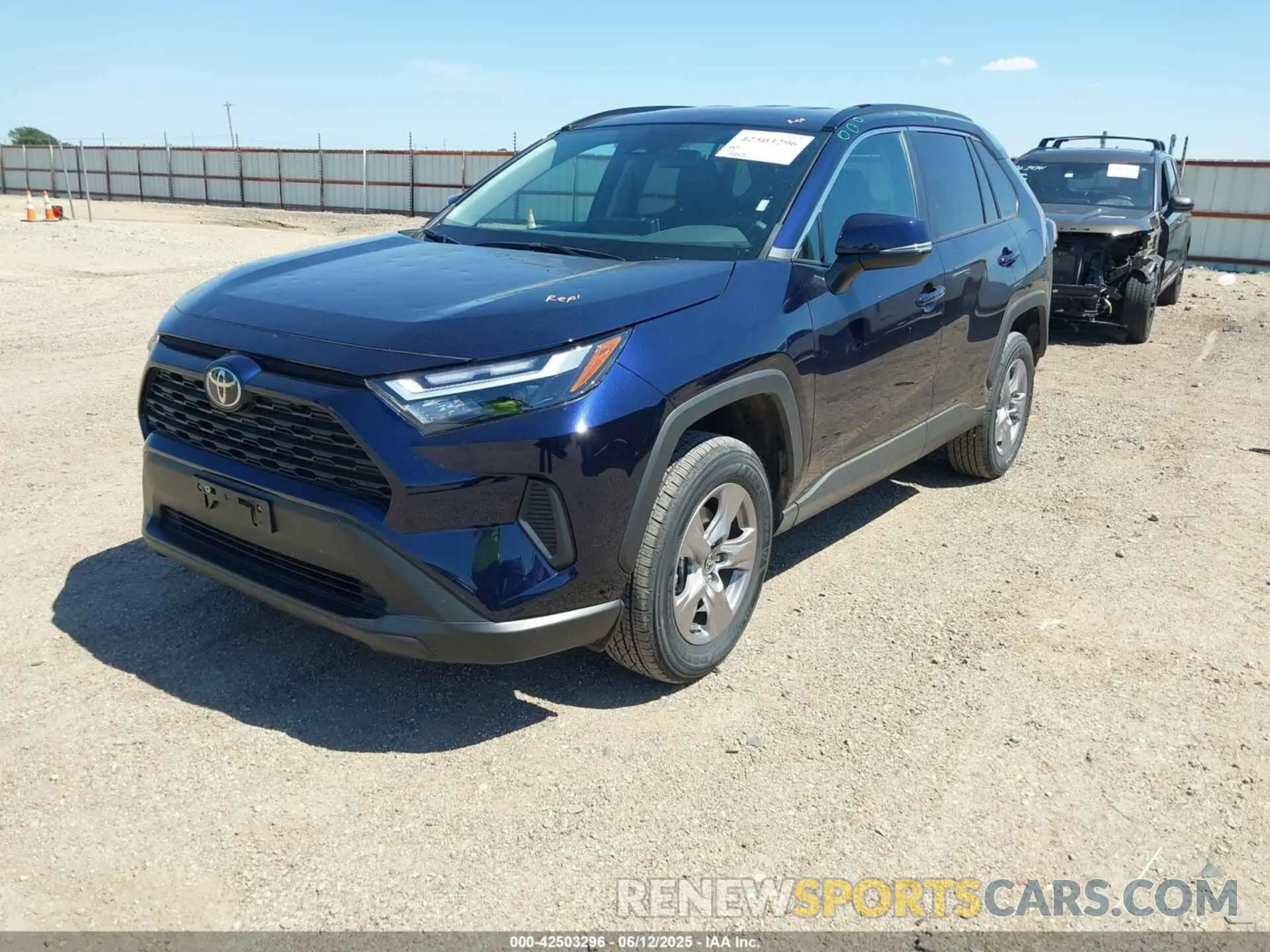 2 Photograph of a damaged car 2T3W1RFV8SW393520 TOYOTA RAV4 2025