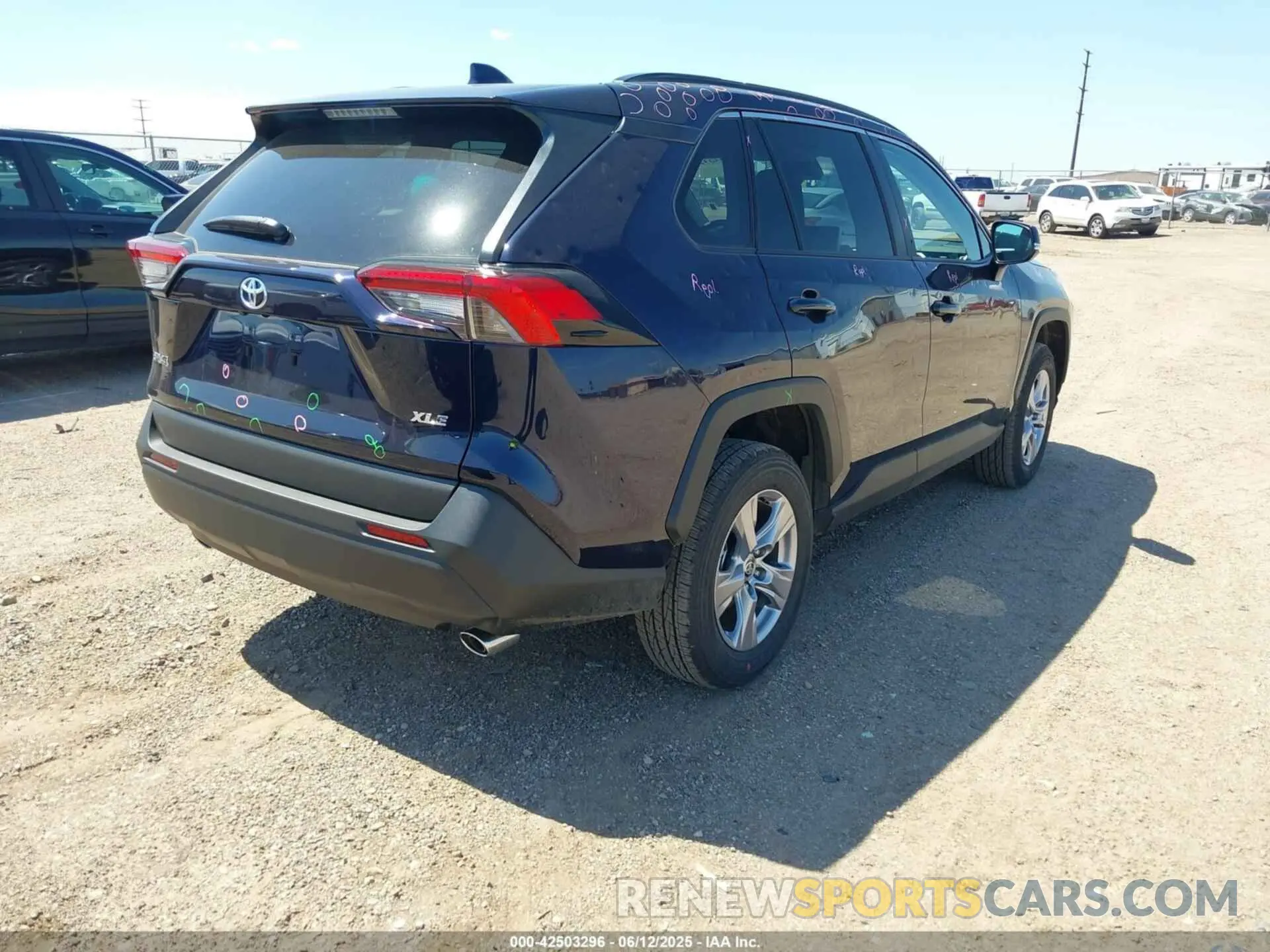 4 Photograph of a damaged car 2T3W1RFV8SW393520 TOYOTA RAV4 2025