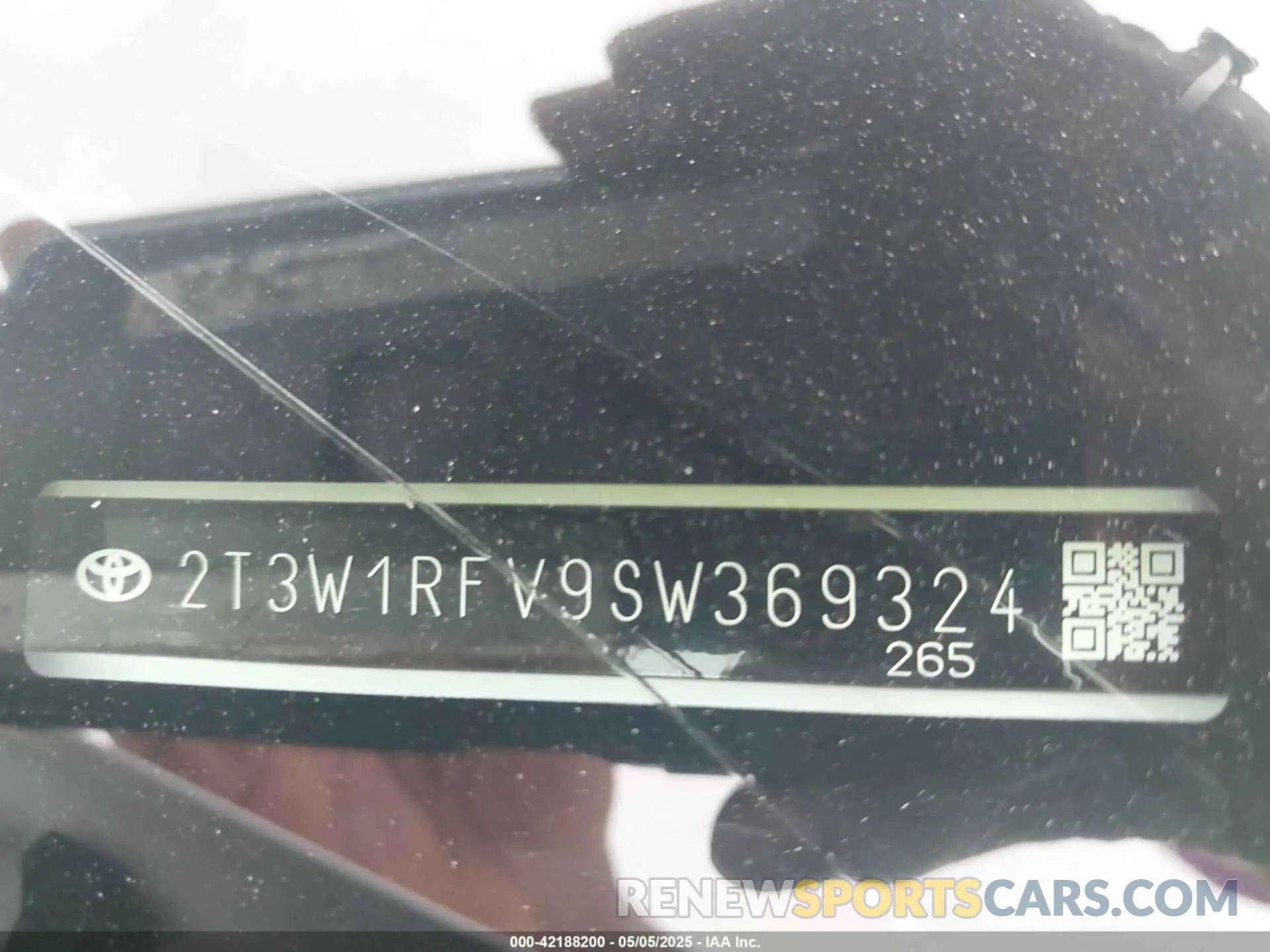 9 Photograph of a damaged car 2T3W1RFV9SW369324 TOYOTA RAV4 2025