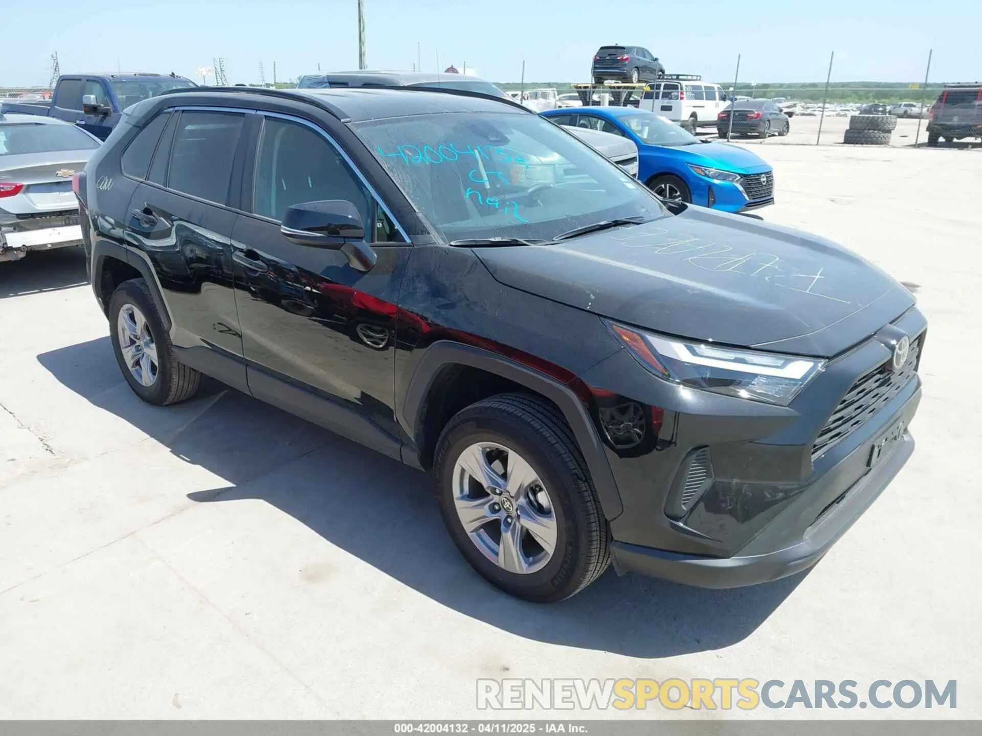 1 Photograph of a damaged car 2T3W1RFV9SW373129 TOYOTA RAV4 2025