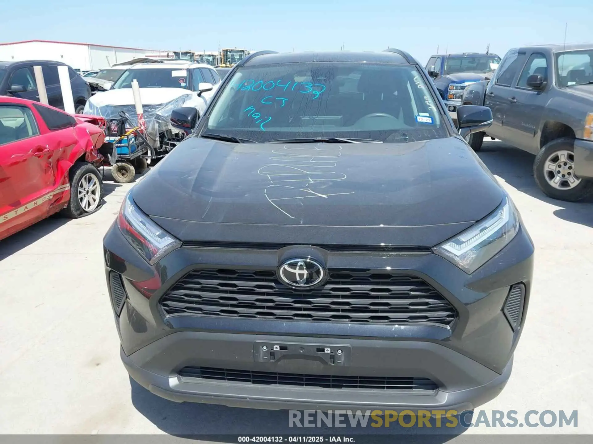 12 Photograph of a damaged car 2T3W1RFV9SW373129 TOYOTA RAV4 2025