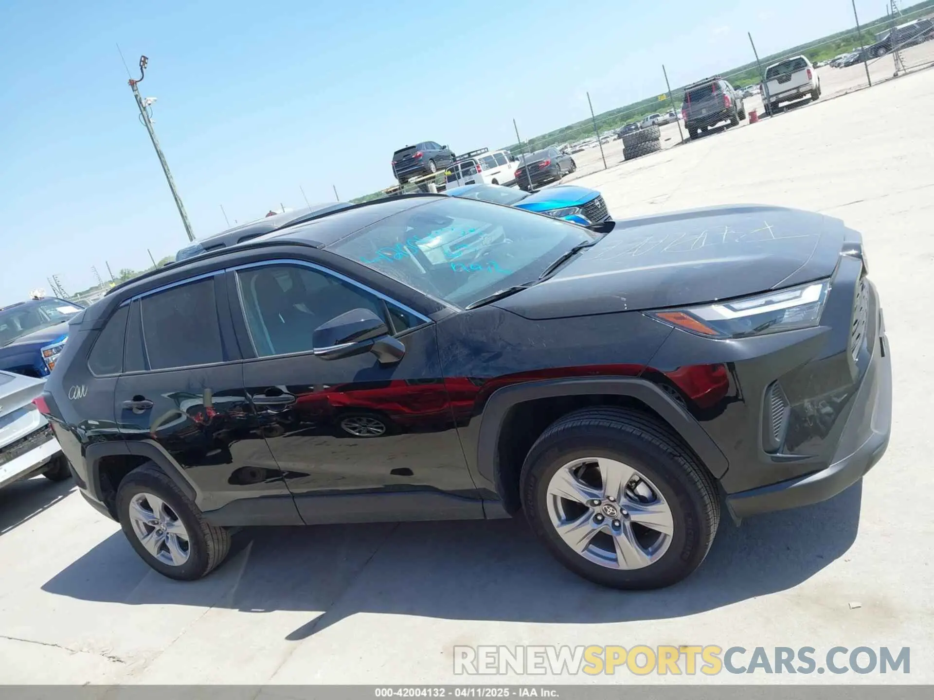 13 Photograph of a damaged car 2T3W1RFV9SW373129 TOYOTA RAV4 2025