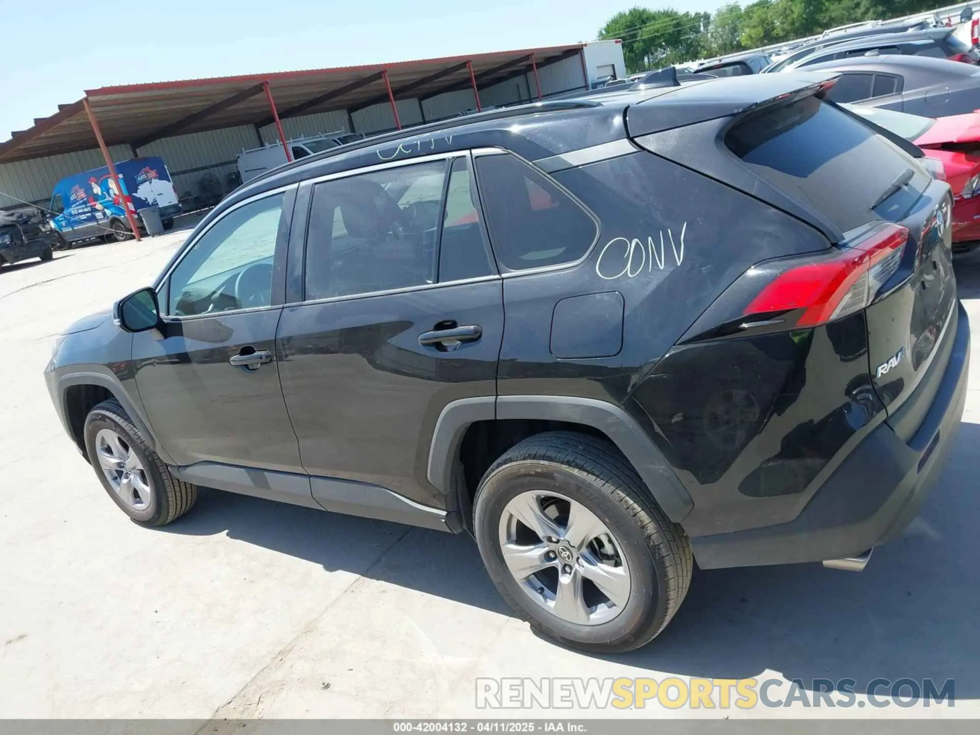 14 Photograph of a damaged car 2T3W1RFV9SW373129 TOYOTA RAV4 2025