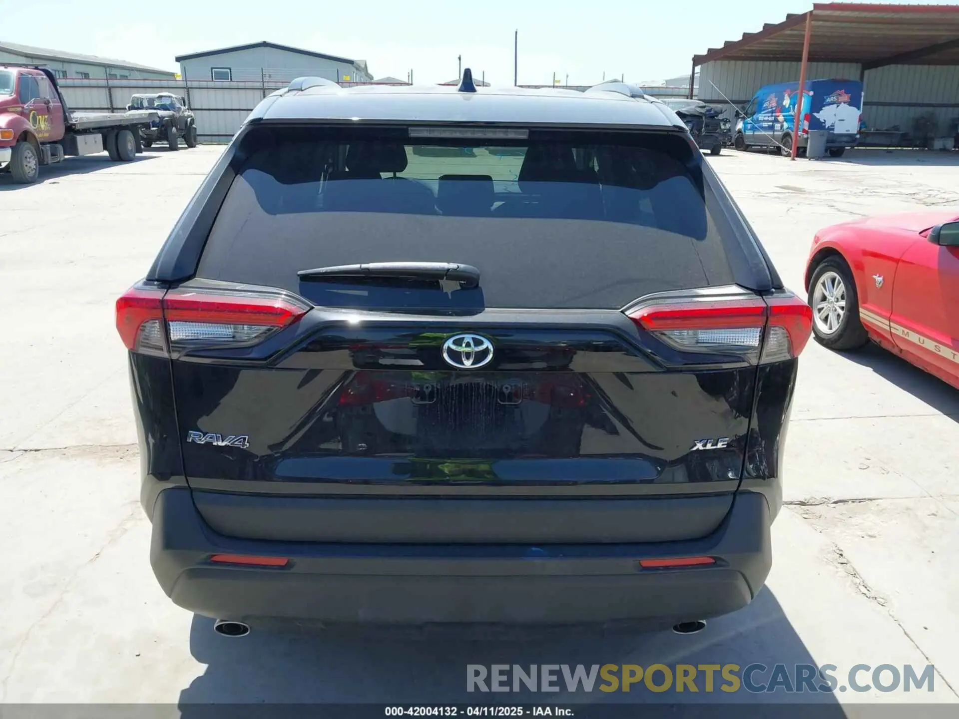 16 Photograph of a damaged car 2T3W1RFV9SW373129 TOYOTA RAV4 2025