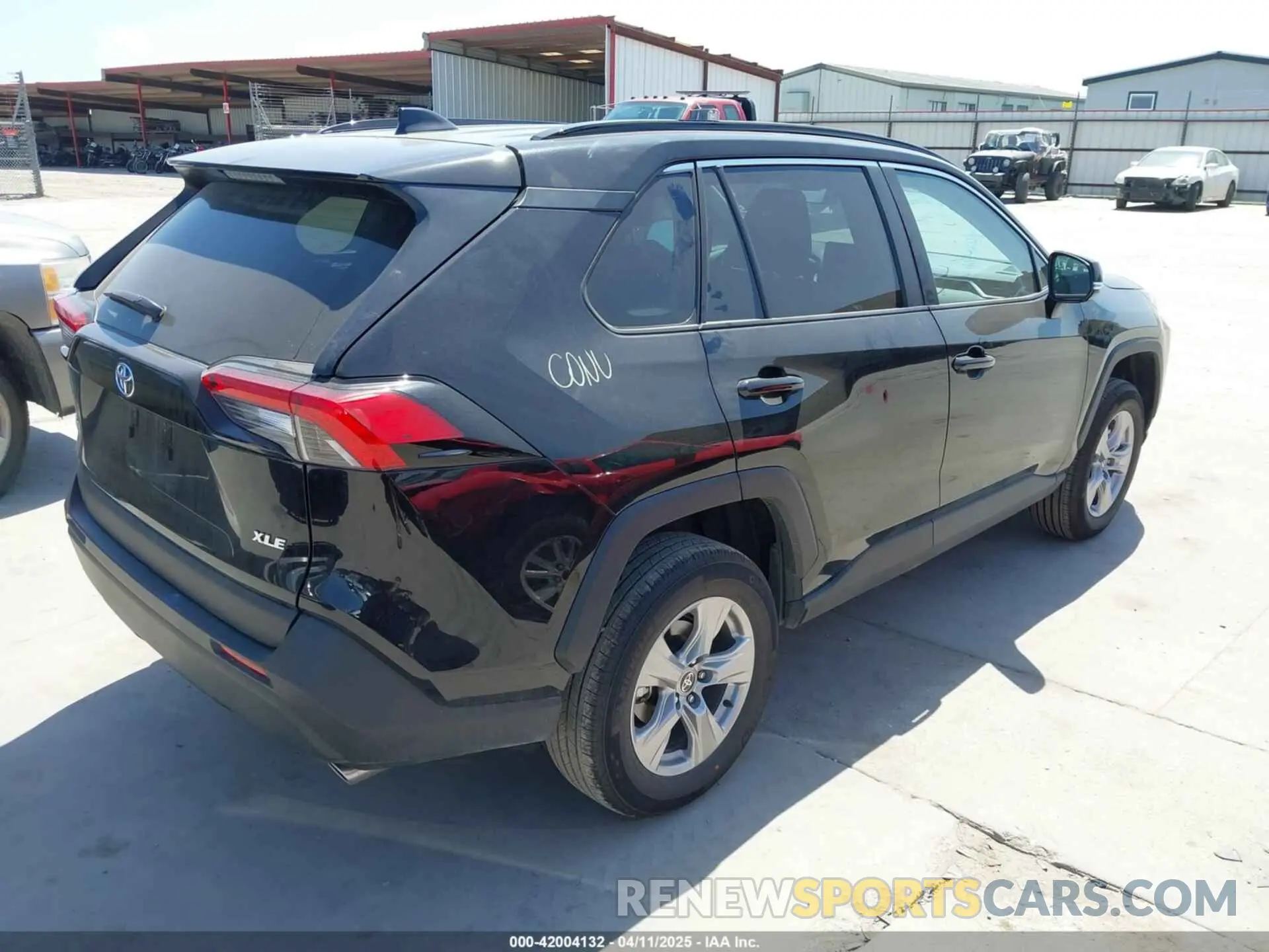 4 Photograph of a damaged car 2T3W1RFV9SW373129 TOYOTA RAV4 2025