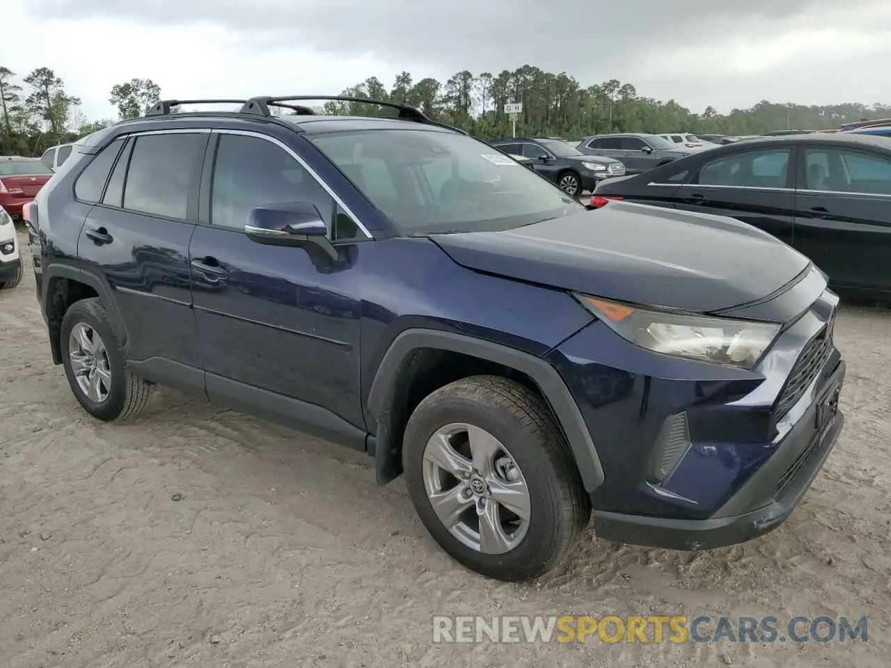 4 Photograph of a damaged car 2T3W1RFVXSW368361 TOYOTA RAV4 2025