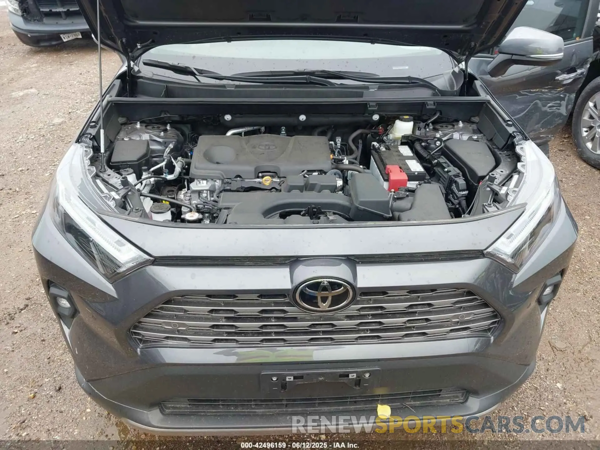 10 Photograph of a damaged car 2T3Y1RFV5SW373024 TOYOTA RAV4 2025