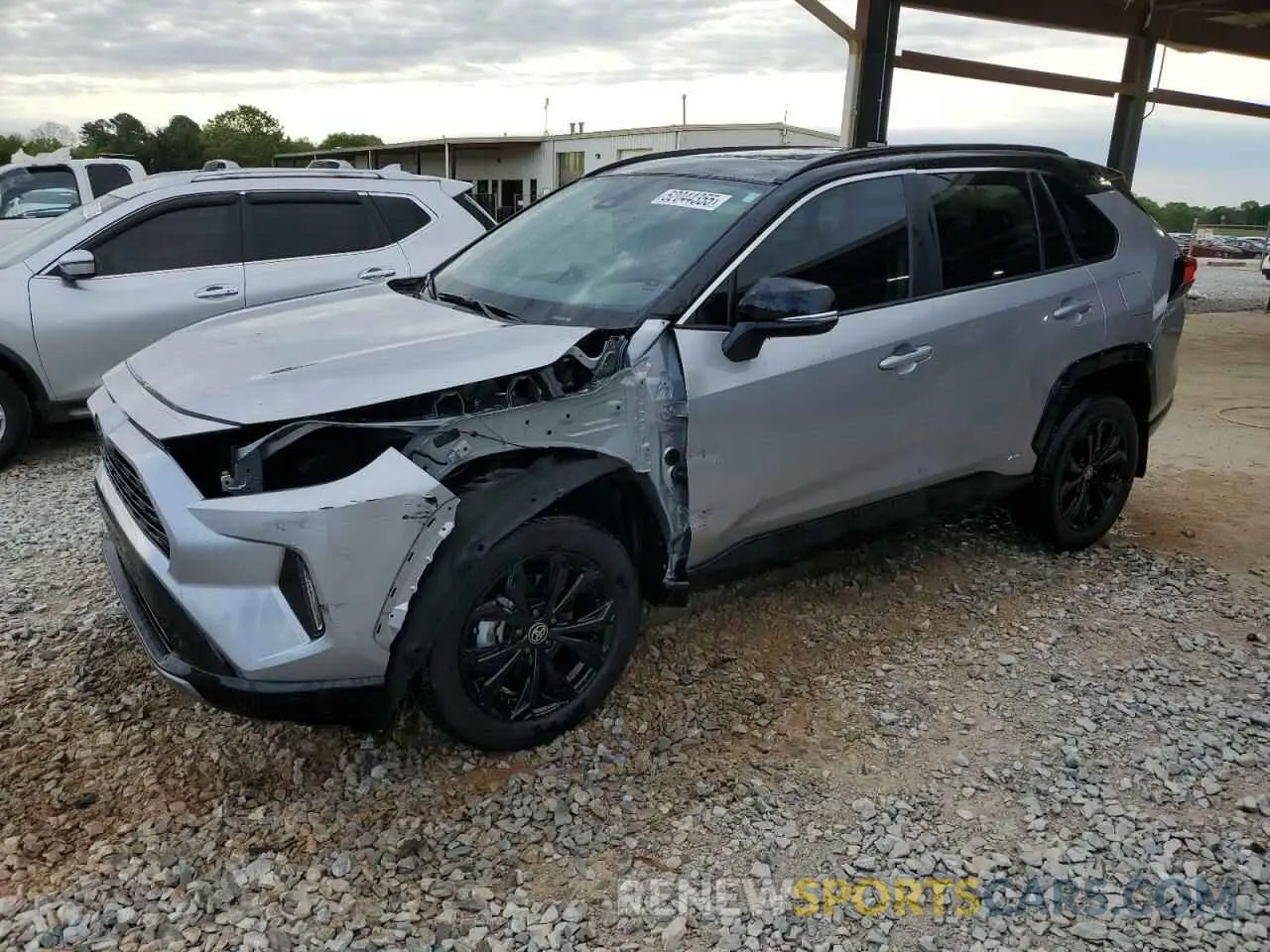 1 Photograph of a damaged car 4T3E6RFV1SU177327 TOYOTA RAV4 2025