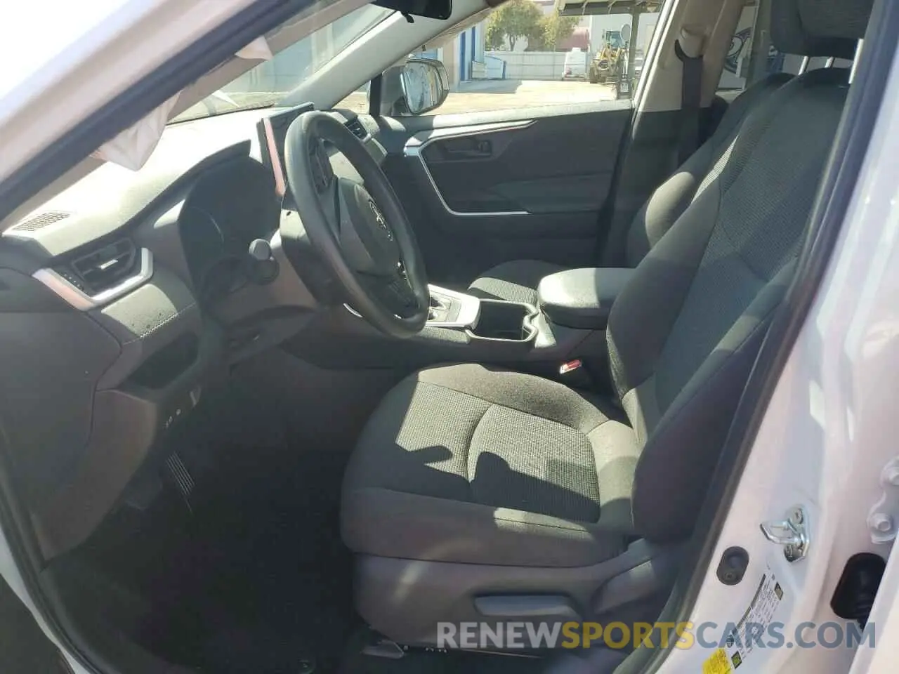 7 Photograph of a damaged car 4T3LWRFV0SU173146 TOYOTA RAV4 2025