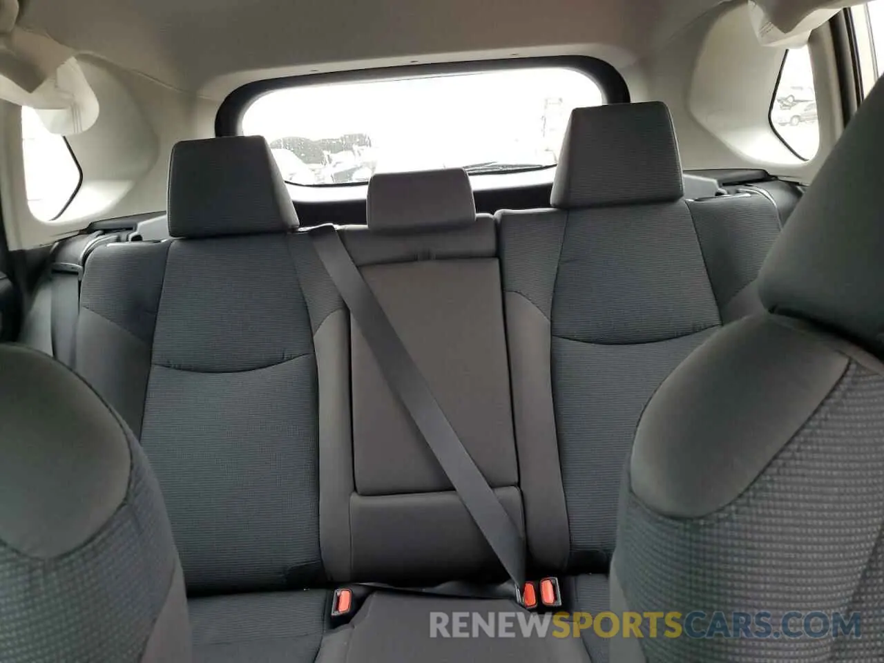 10 Photograph of a damaged car 4T3LWRFV3SU176297 TOYOTA RAV4 2025