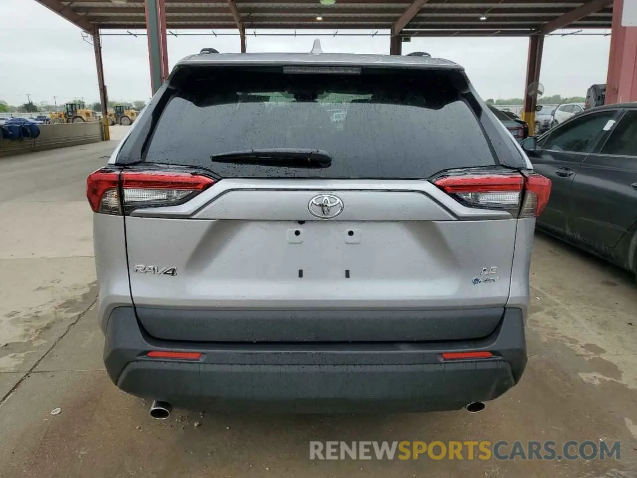 6 Photograph of a damaged car 4T3LWRFV3SU176297 TOYOTA RAV4 2025