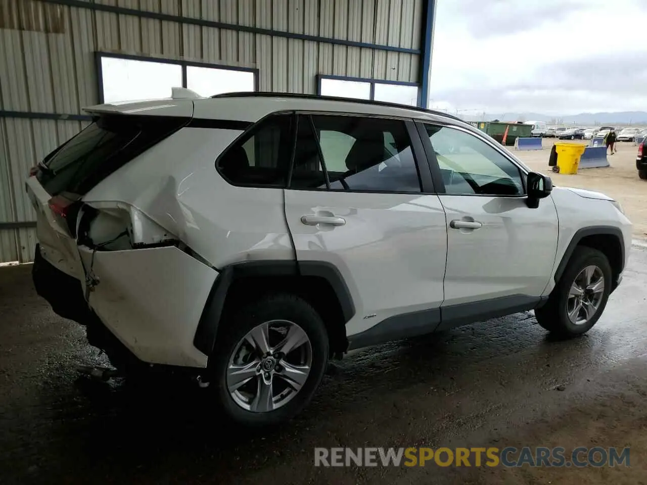 3 Photograph of a damaged car 4T3LWRFVXSU169881 TOYOTA RAV4 2025