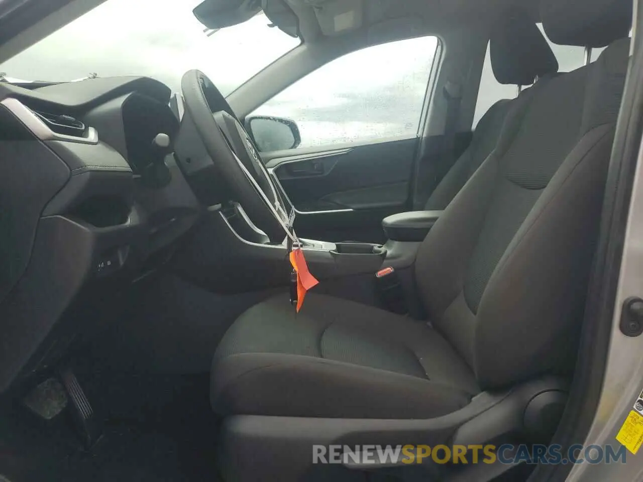 7 Photograph of a damaged car 4T3MWRFV7SU170149 TOYOTA RAV4 2025