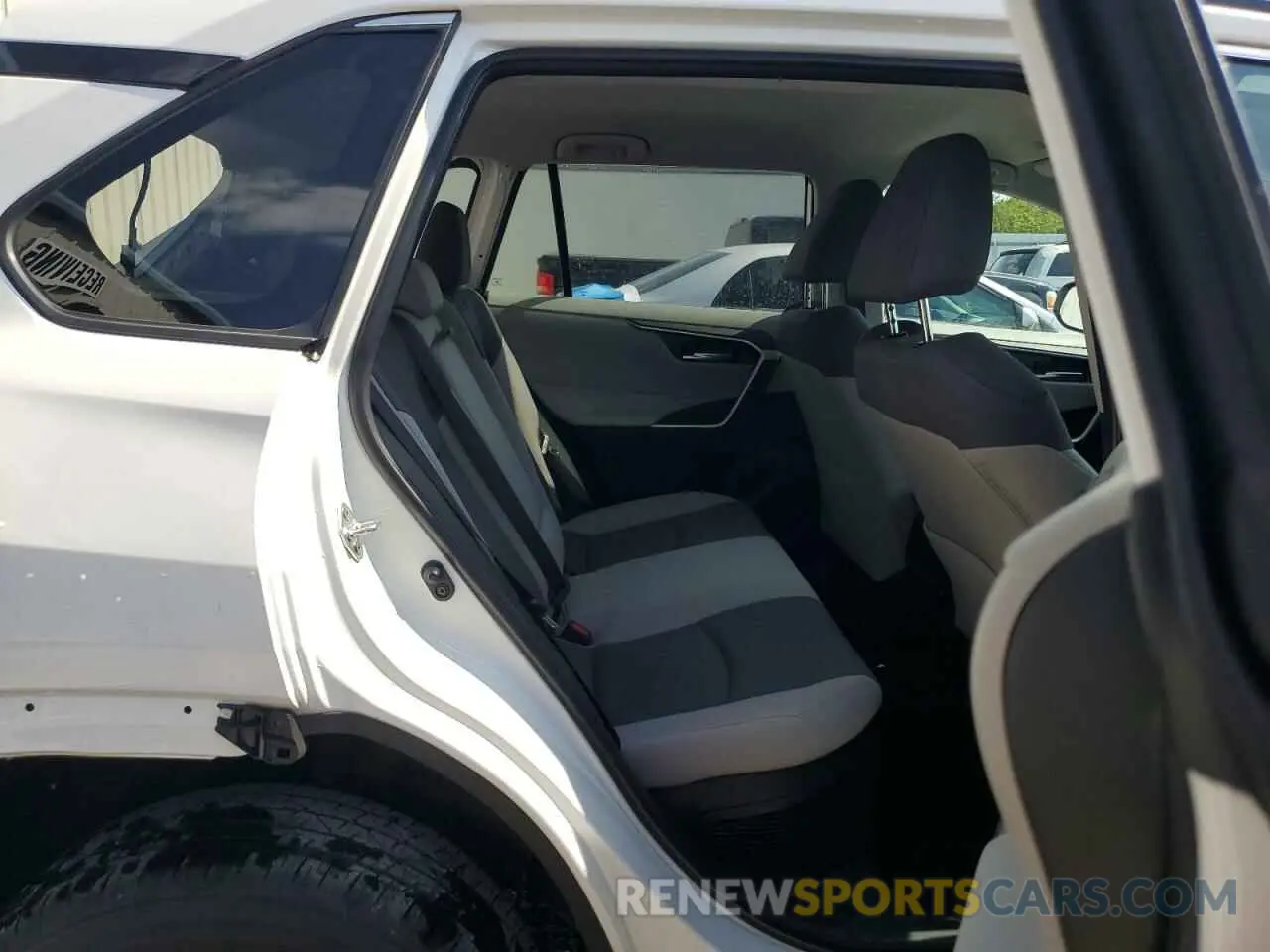 11 Photograph of a damaged car 4T3RWRFV5SU169684 TOYOTA RAV4 2025