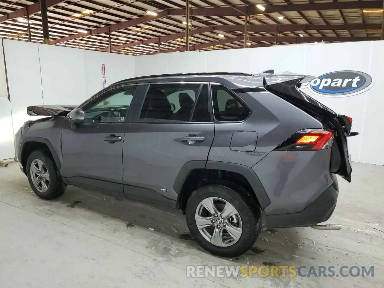 2 Photograph of a damaged car 4T3RWRFVXSU176582 TOYOTA RAV4 2025
