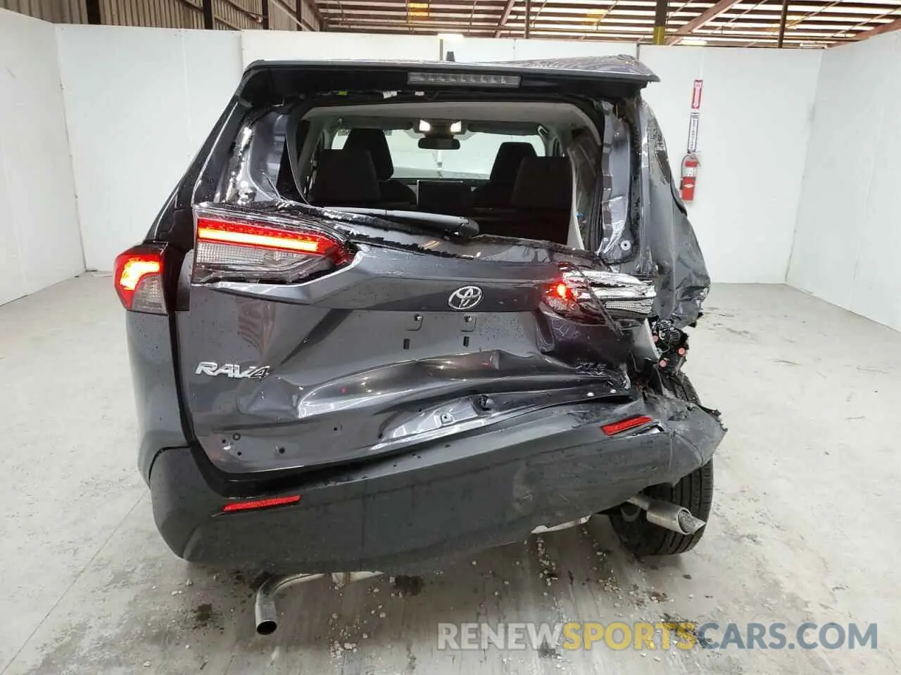 6 Photograph of a damaged car 4T3RWRFVXSU176582 TOYOTA RAV4 2025