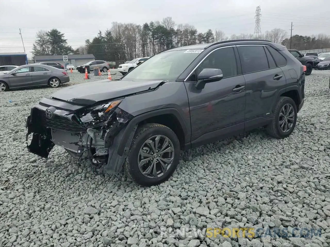 1 Photograph of a damaged car JTMB6RFV6SJ065723 TOYOTA RAV4 2025