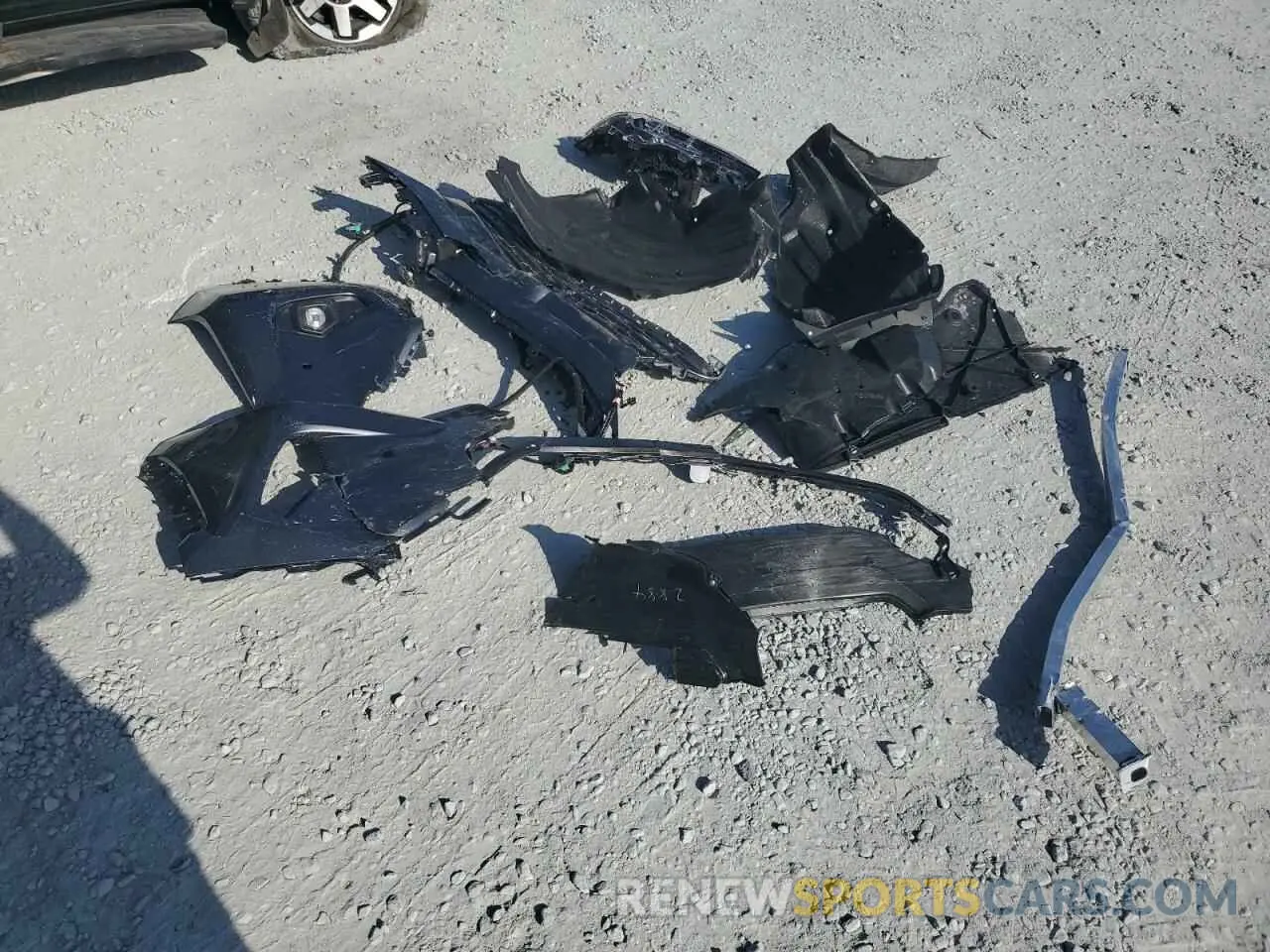 13 Photograph of a damaged car JTMD6RFV0SD570180 TOYOTA RAV4 2025
