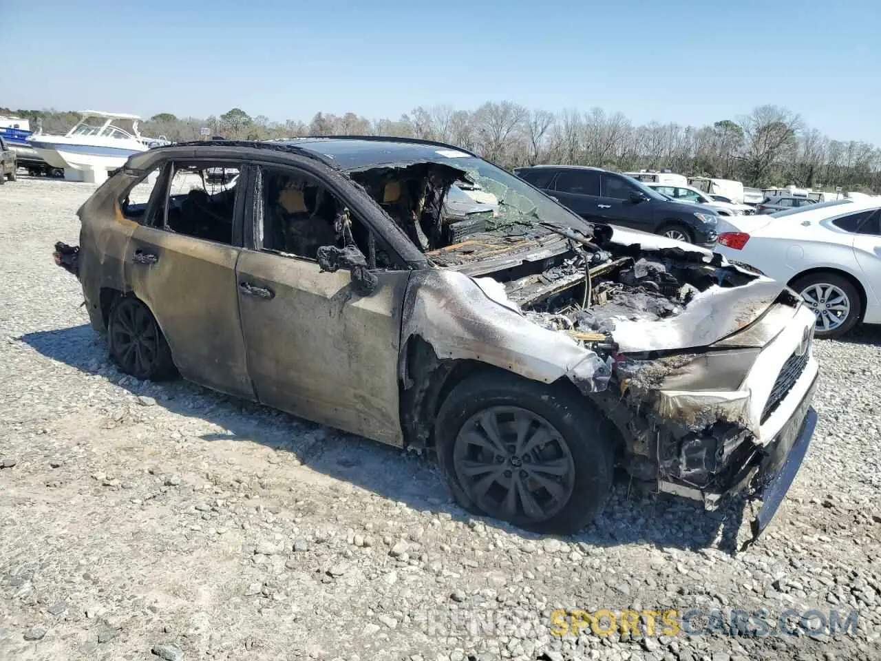 4 Photograph of a damaged car JTME6RFV3SD570615 TOYOTA RAV4 2025