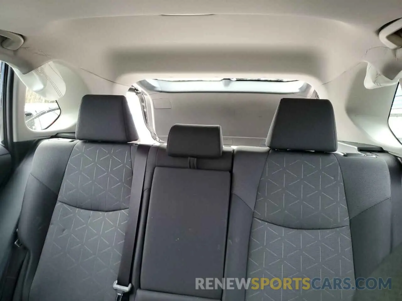 10 Photograph of a damaged car JTMRWRFV2SD275510 TOYOTA RAV4 2025