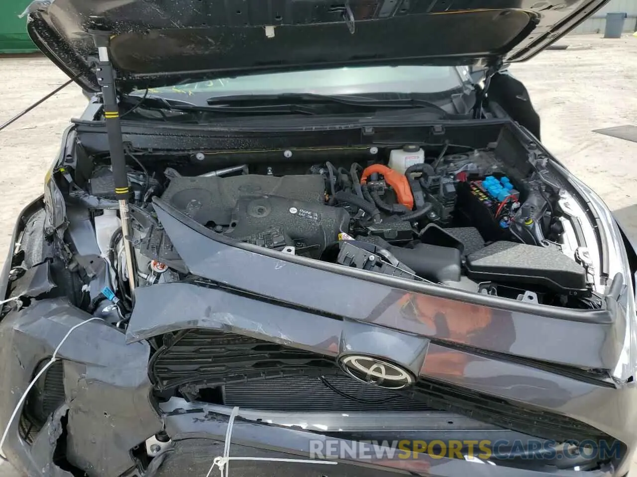 12 Photograph of a damaged car JTMRWRFV4SD277582 TOYOTA RAV4 2025