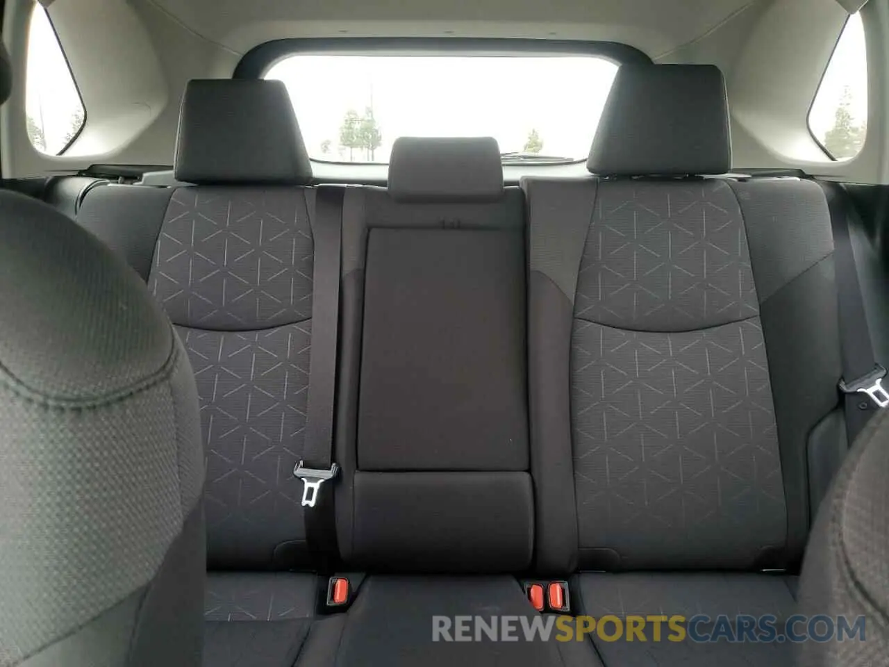 10 Photograph of a damaged car JTMRWRFV8SD284583 TOYOTA RAV4 2025