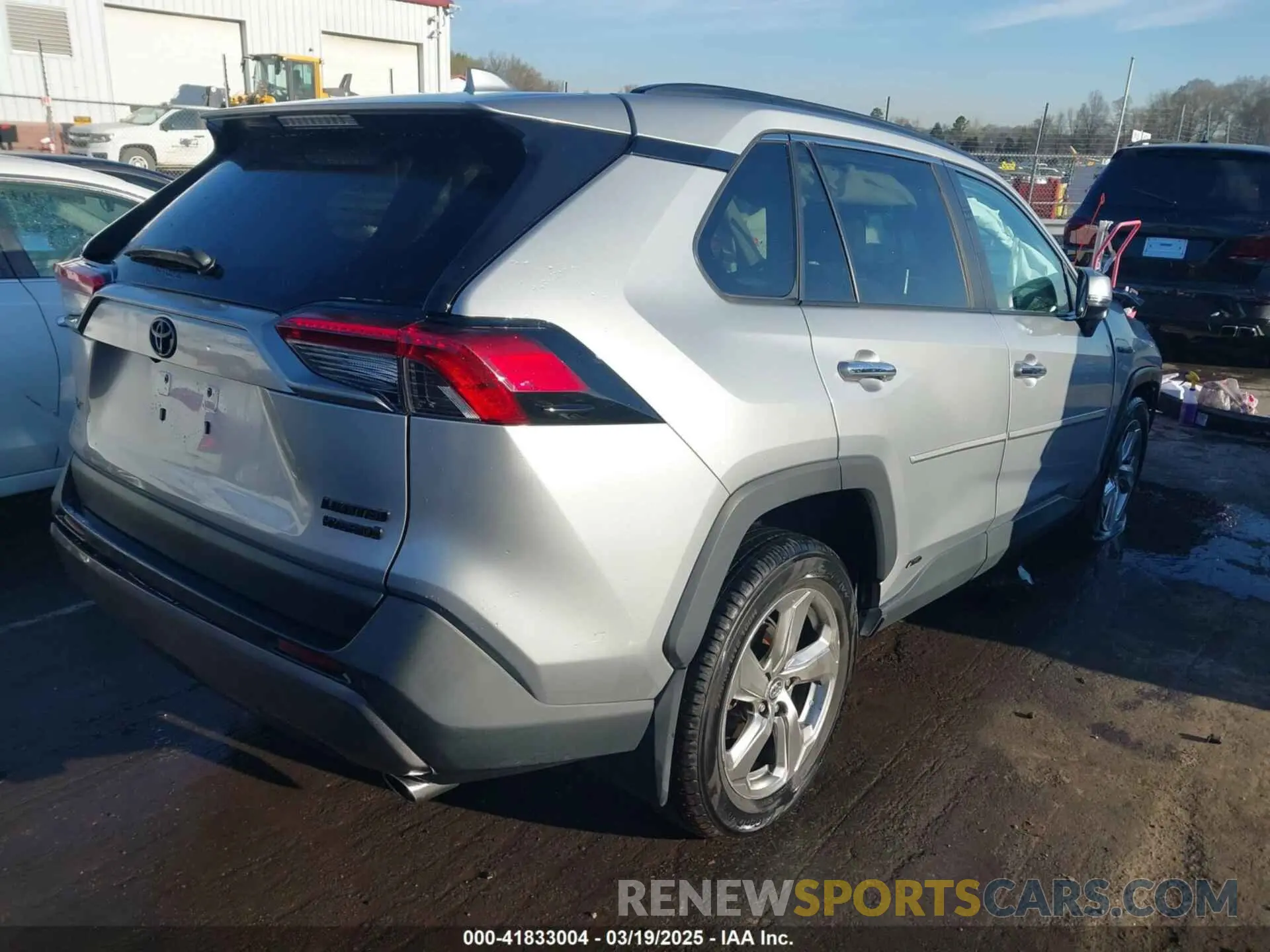 4 Photograph of a damaged car 2T3DWRFV1KW022420 TOYOTA RAV4 HYBRID 2019
