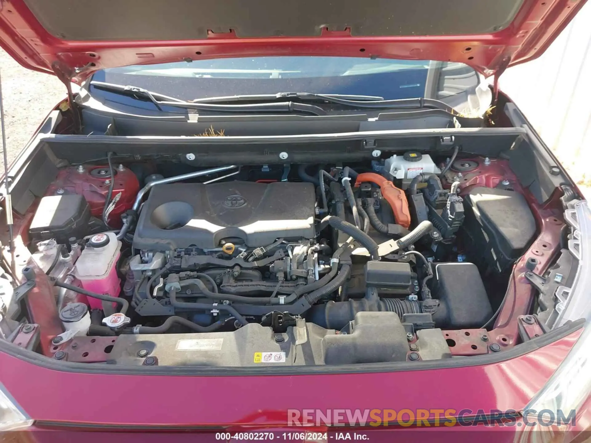 10 Photograph of a damaged car 2T3DWRFV2KW032583 TOYOTA RAV4 HYBRID 2019