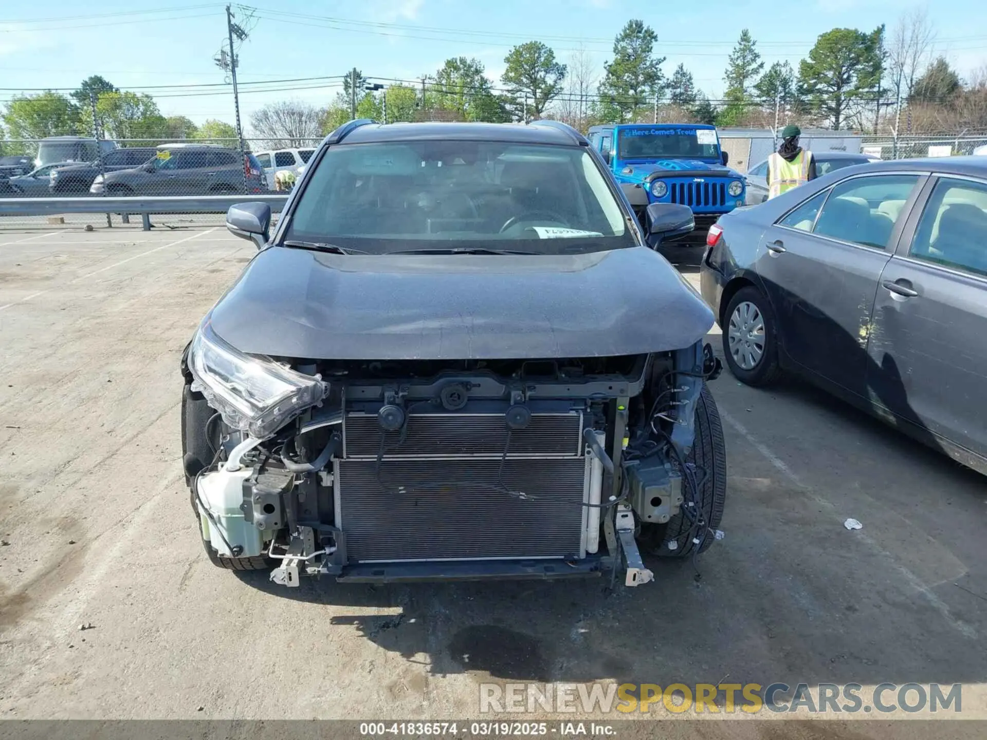 12 Photograph of a damaged car 2T3DWRFV3KW042748 TOYOTA RAV4 HYBRID 2019