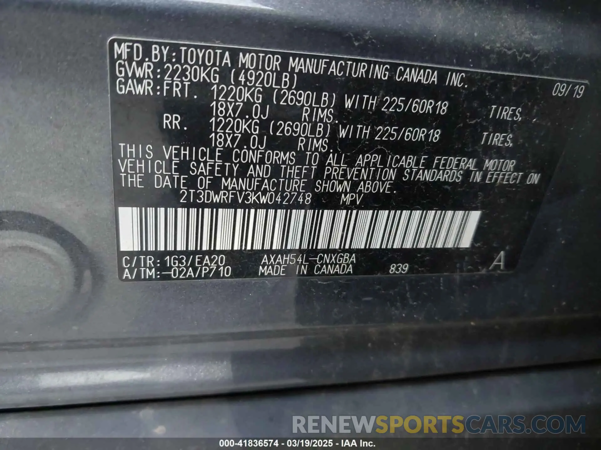 9 Photograph of a damaged car 2T3DWRFV3KW042748 TOYOTA RAV4 HYBRID 2019