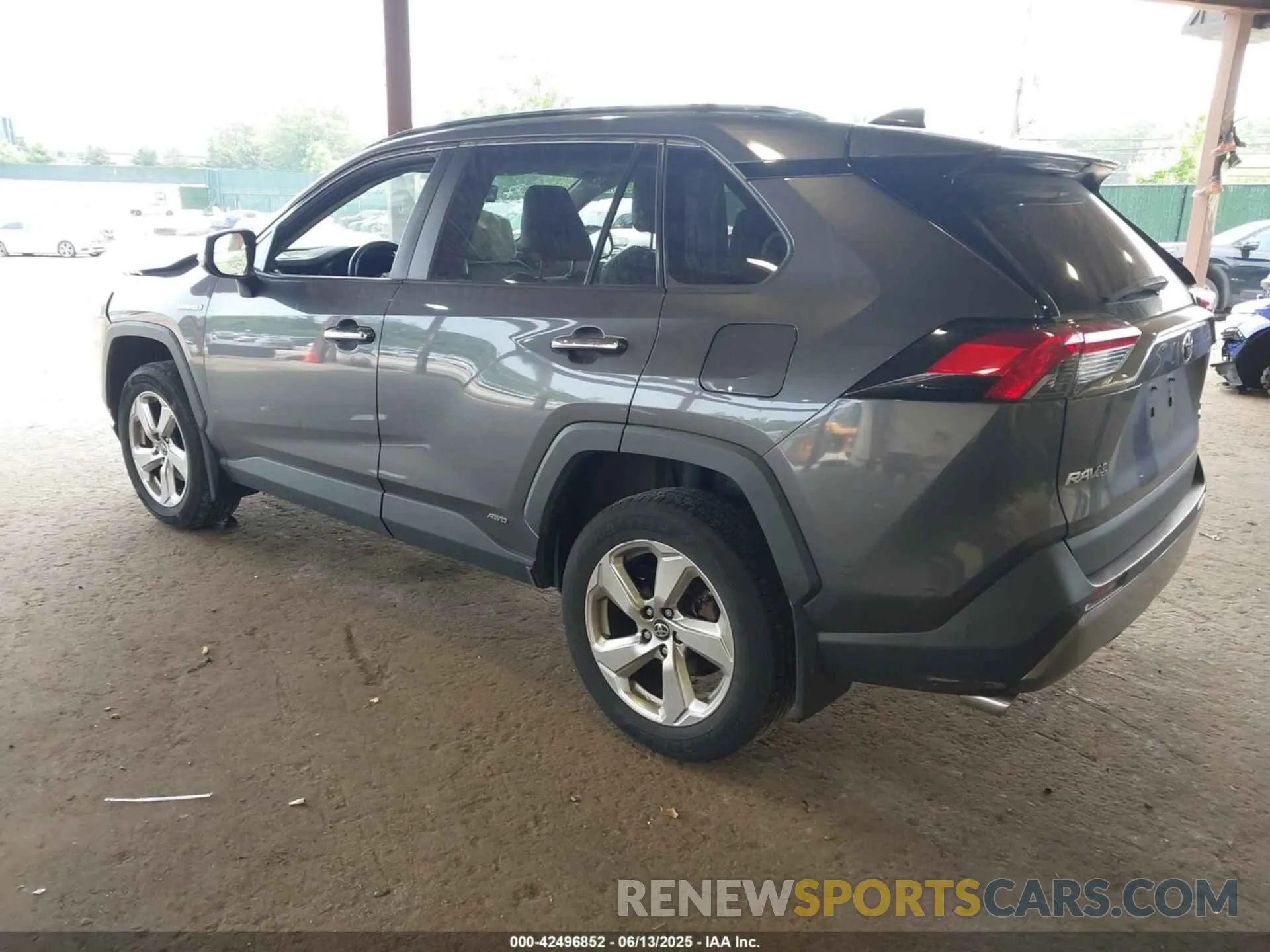 3 Photograph of a damaged car 2T3DWRFV5KW021058 TOYOTA RAV4 HYBRID 2019
