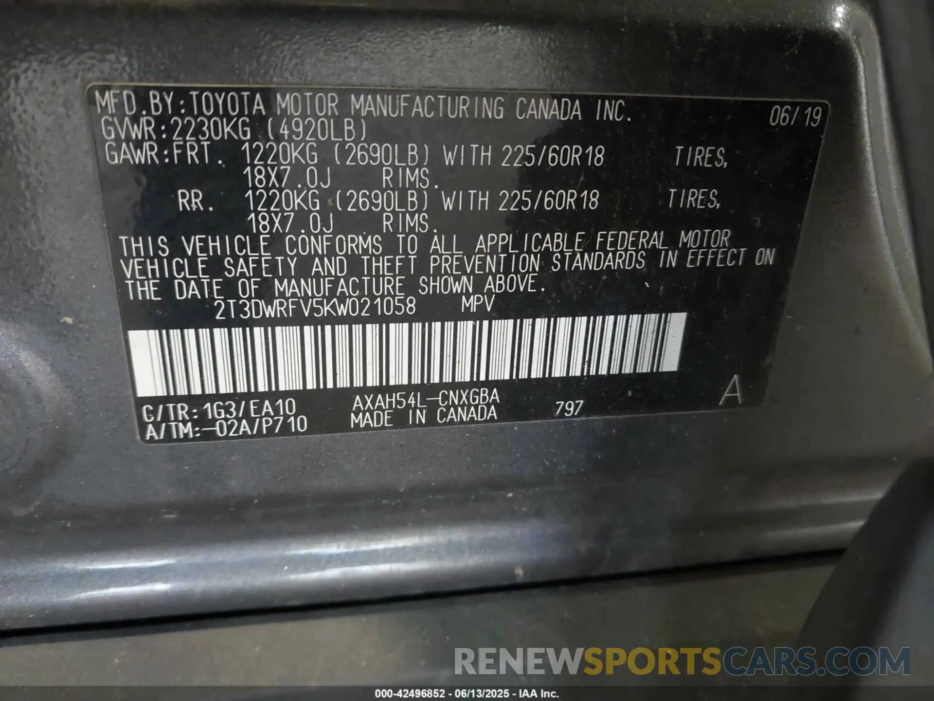 9 Photograph of a damaged car 2T3DWRFV5KW021058 TOYOTA RAV4 HYBRID 2019