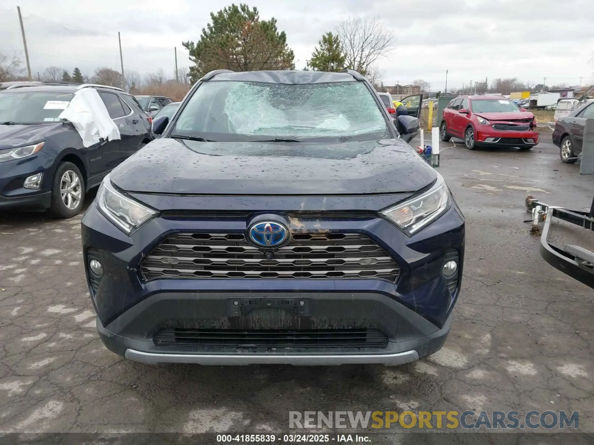 13 Photograph of a damaged car 2T3DWRFV7KW029016 TOYOTA RAV4 HYBRID 2019