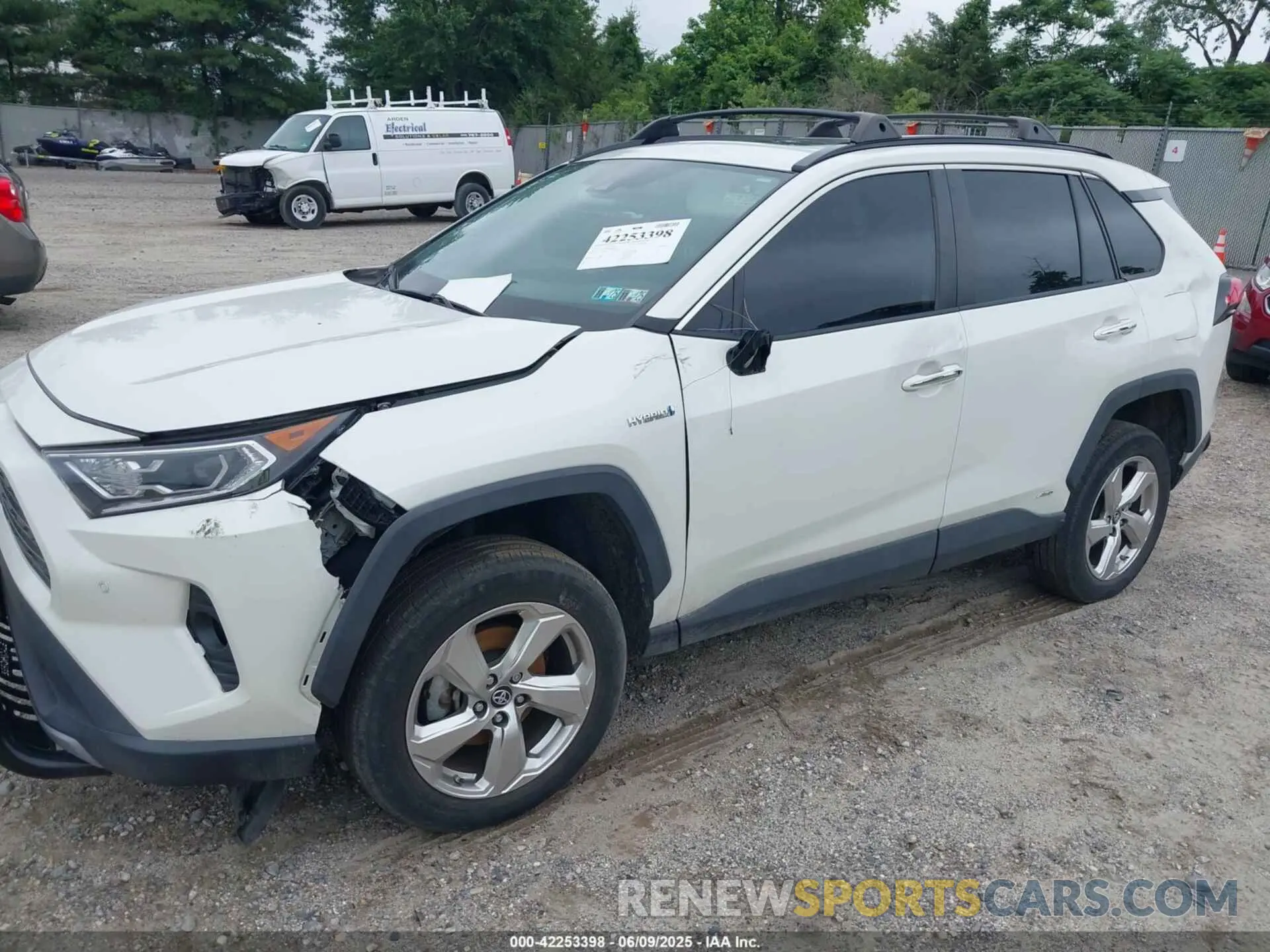 6 Photograph of a damaged car 2T3DWRFV8KW009793 TOYOTA RAV4 HYBRID 2019