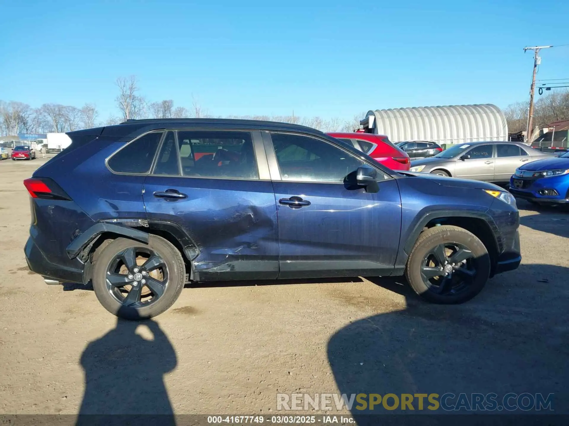 13 Photograph of a damaged car 2T3EWRFV6KW023261 TOYOTA RAV4 HYBRID 2019