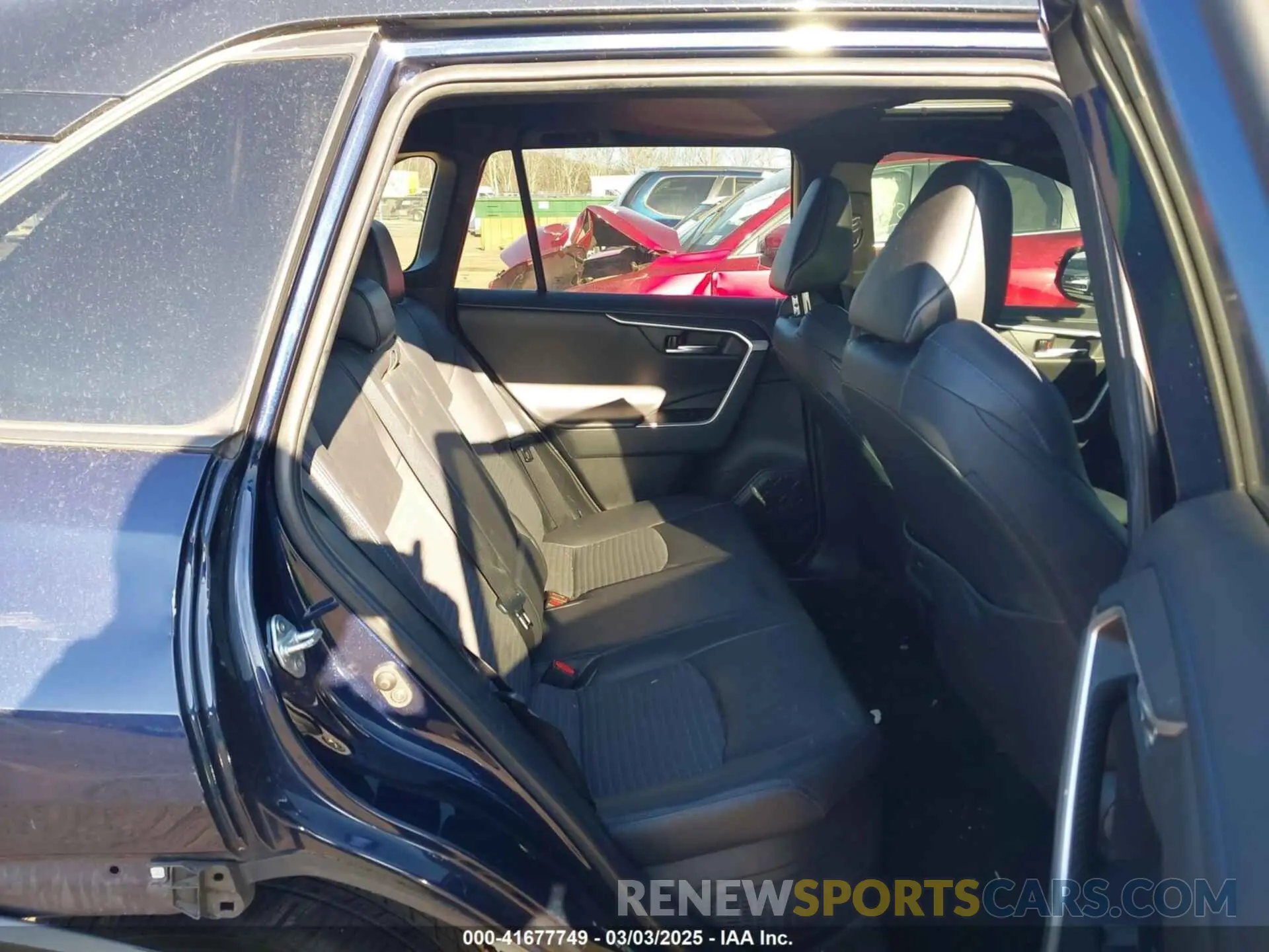 8 Photograph of a damaged car 2T3EWRFV6KW023261 TOYOTA RAV4 HYBRID 2019