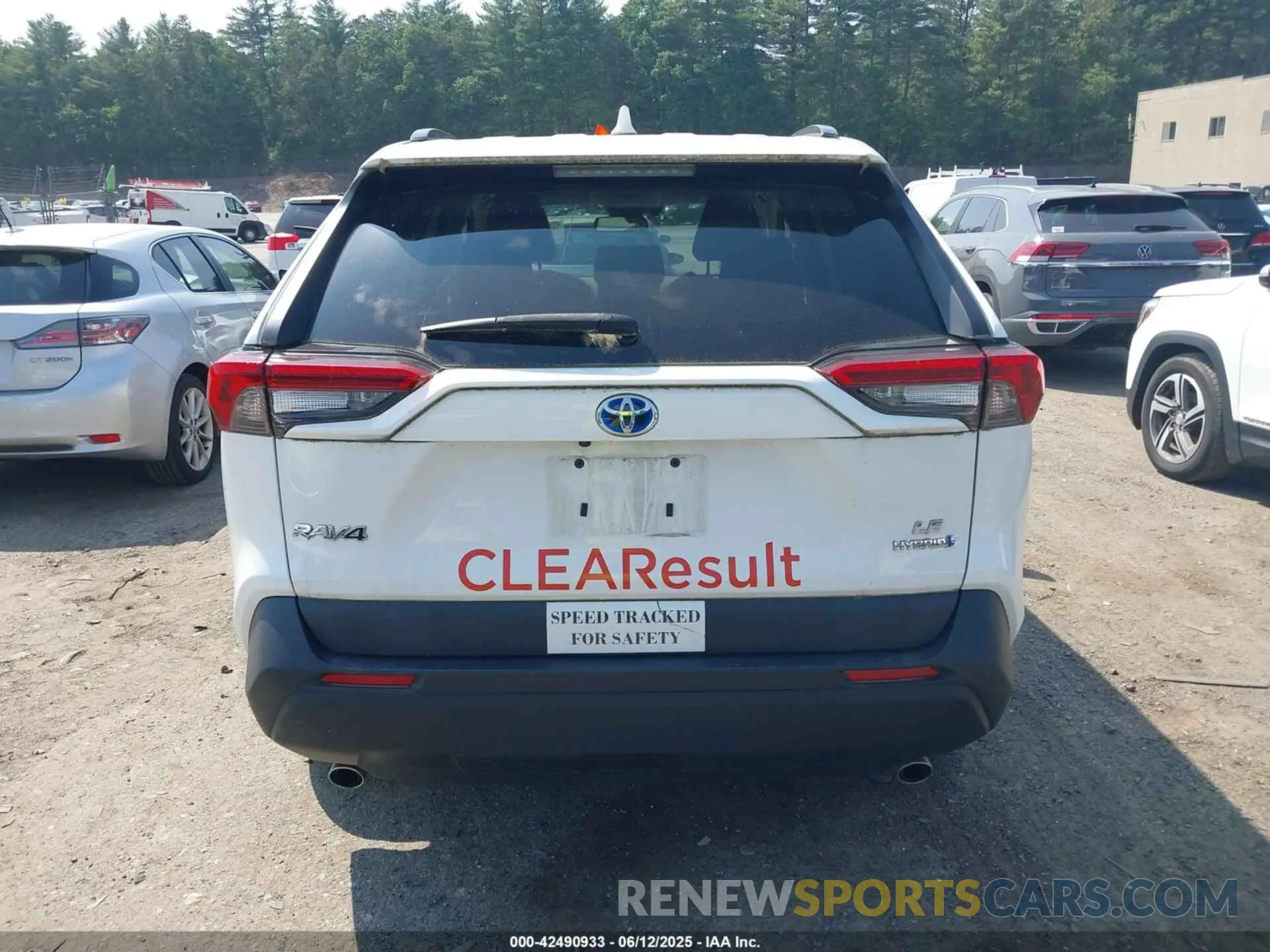 16 Photograph of a damaged car 2T3LWRFV0KW024848 TOYOTA RAV4 HYBRID 2019