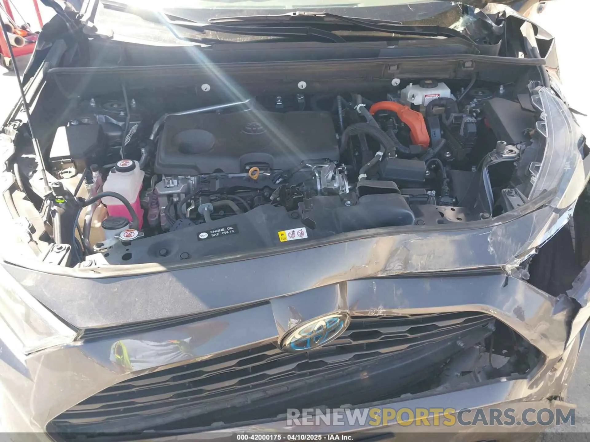 10 Photograph of a damaged car 2T3MWRFV9KW006563 TOYOTA RAV4 HYBRID 2019