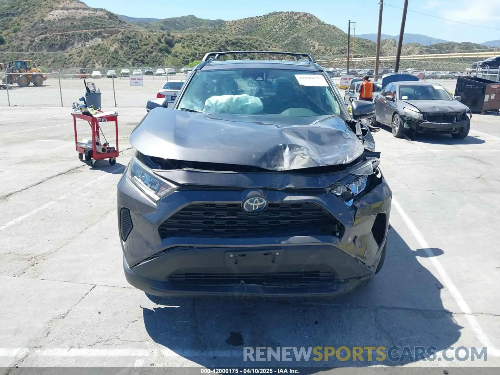 12 Photograph of a damaged car 2T3MWRFV9KW006563 TOYOTA RAV4 HYBRID 2019