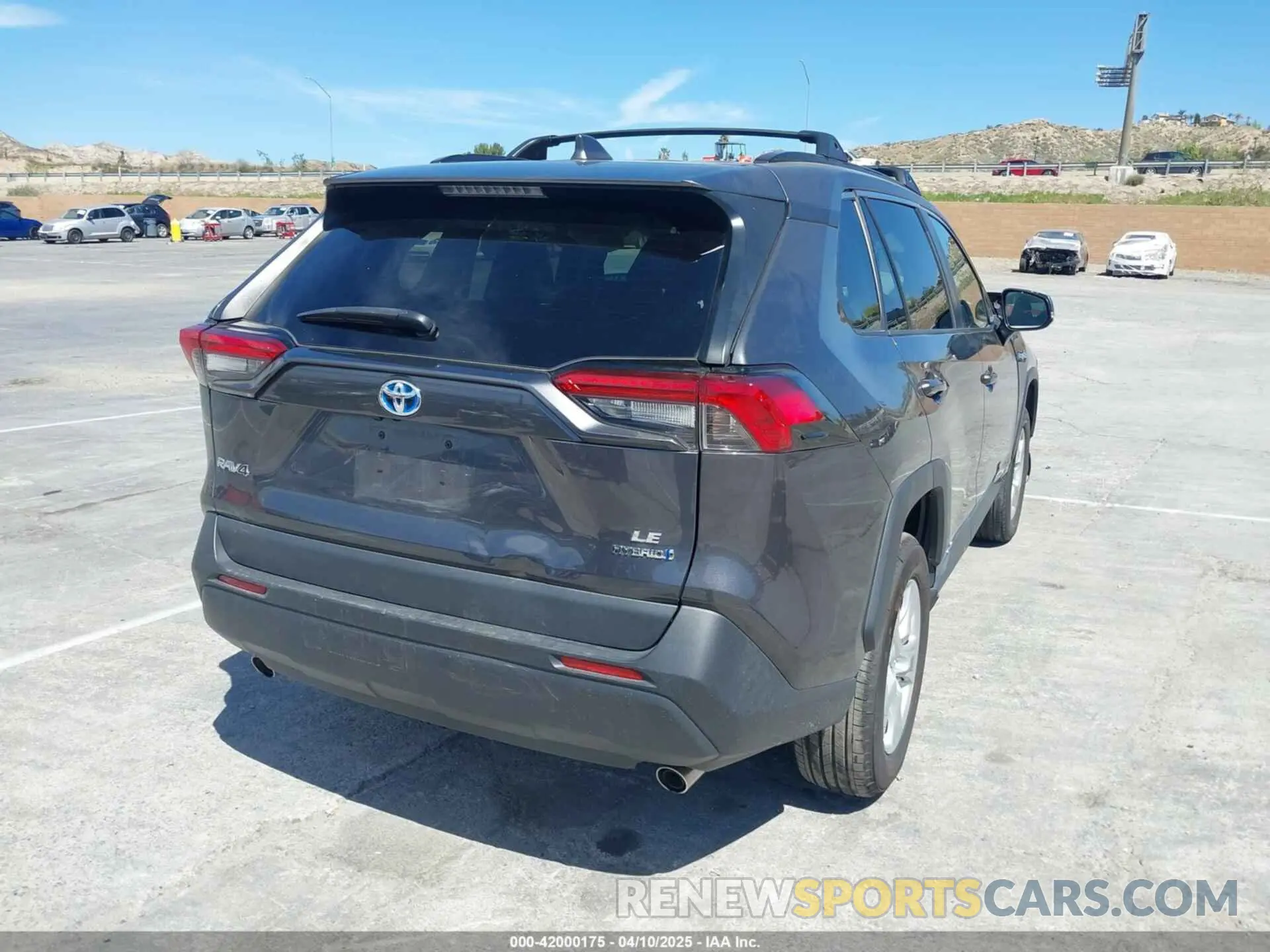 4 Photograph of a damaged car 2T3MWRFV9KW006563 TOYOTA RAV4 HYBRID 2019