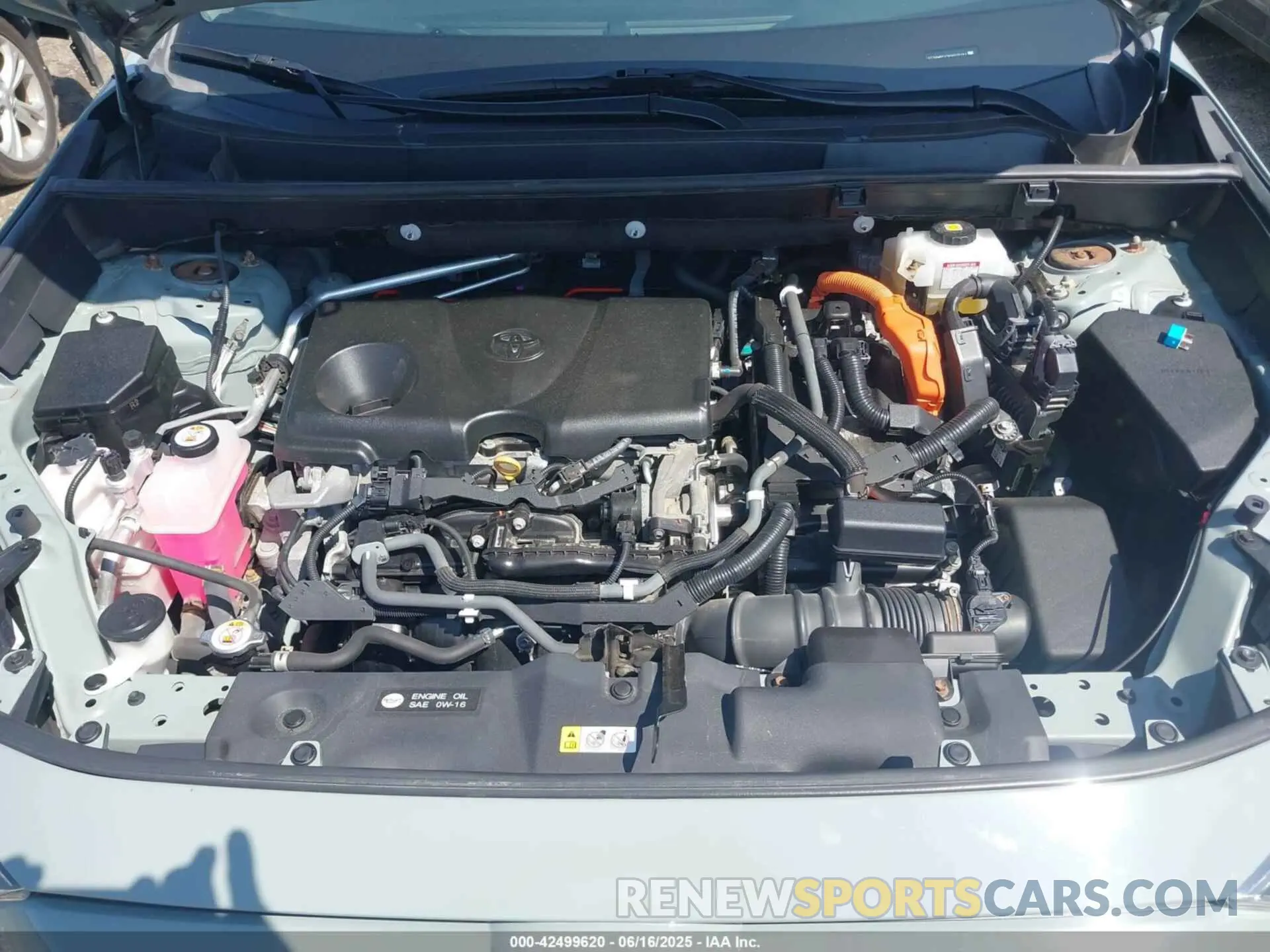 10 Photograph of a damaged car 2T3RWRFV2KW020164 TOYOTA RAV4 HYBRID 2019