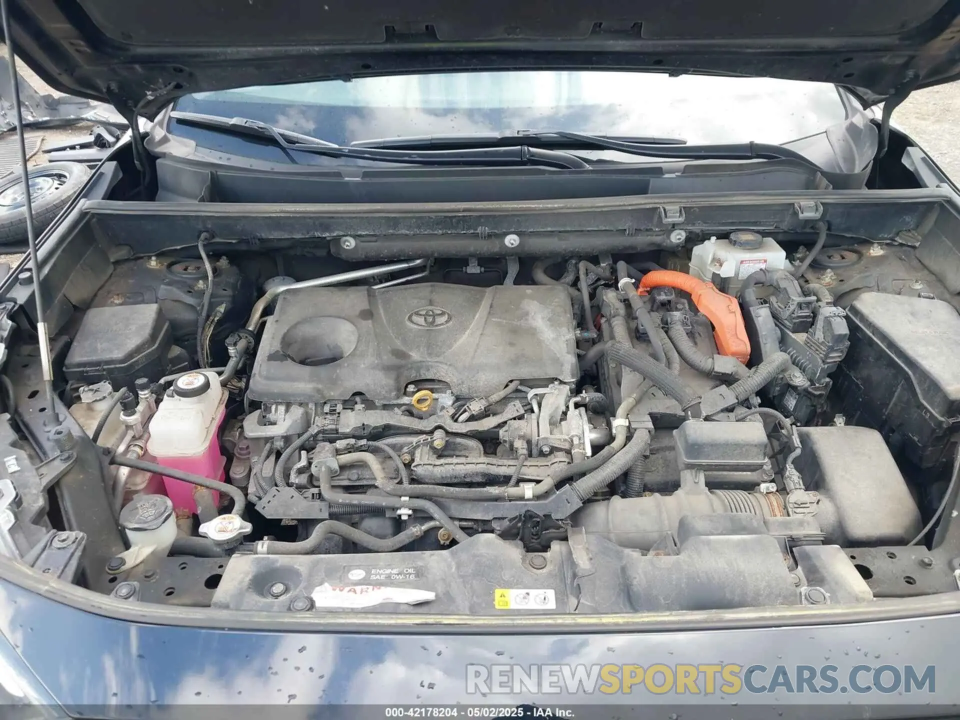 10 Photograph of a damaged car 2T3RWRFV3KW010551 TOYOTA RAV4 HYBRID 2019